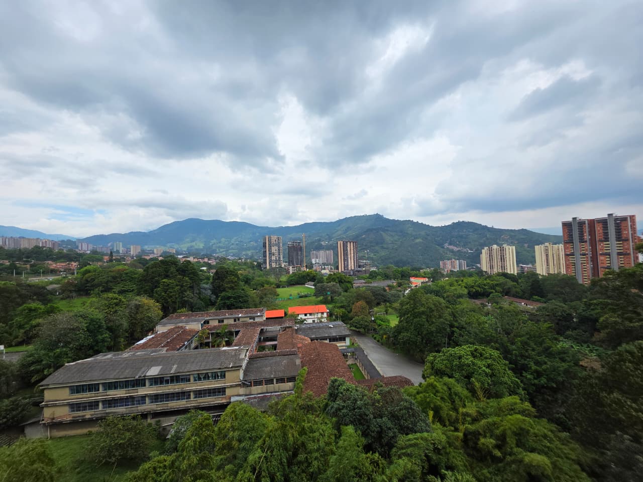 Apartamento en venta en itagui sector suramerica