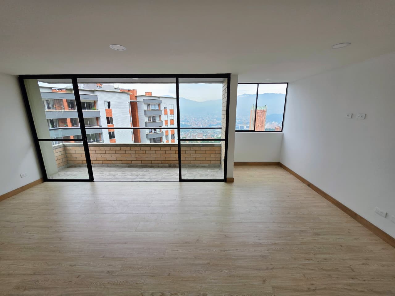 Apartamento en venta en buenos aires sector loma del indio