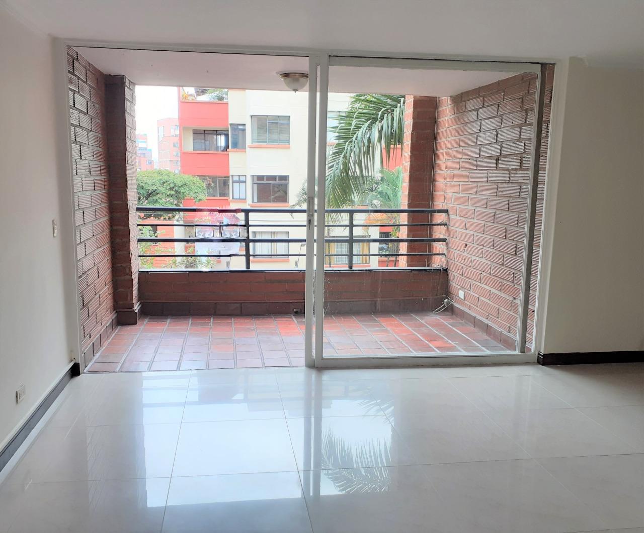 Apartamento para venta en laureles, medellin