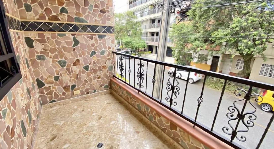 Apartamento en venta en sector Los Pinos - La América - Medellín