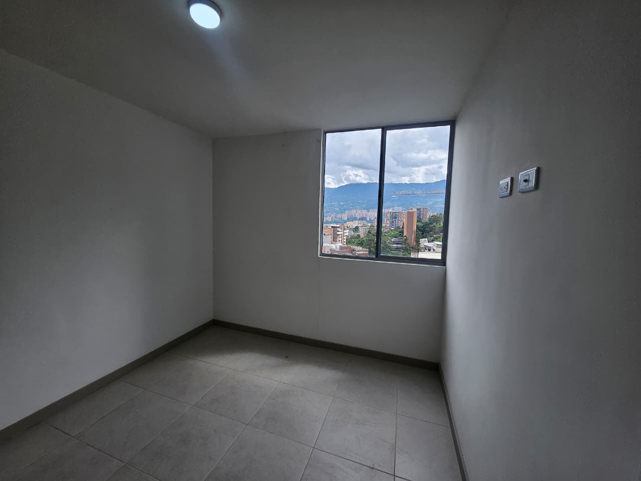 Apartamento para estrenar en venta en La Cuenca Envigado