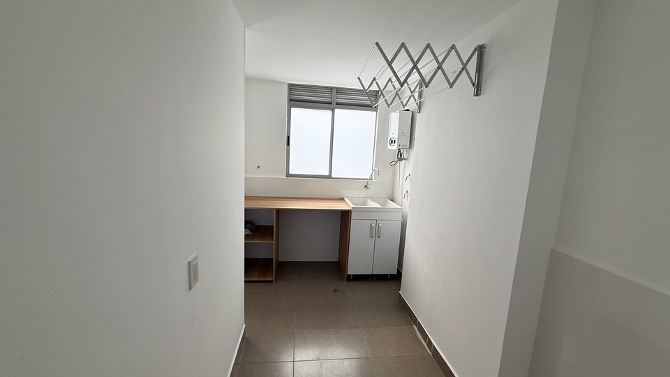 Apartamento para venta en envigado  loma del chocho