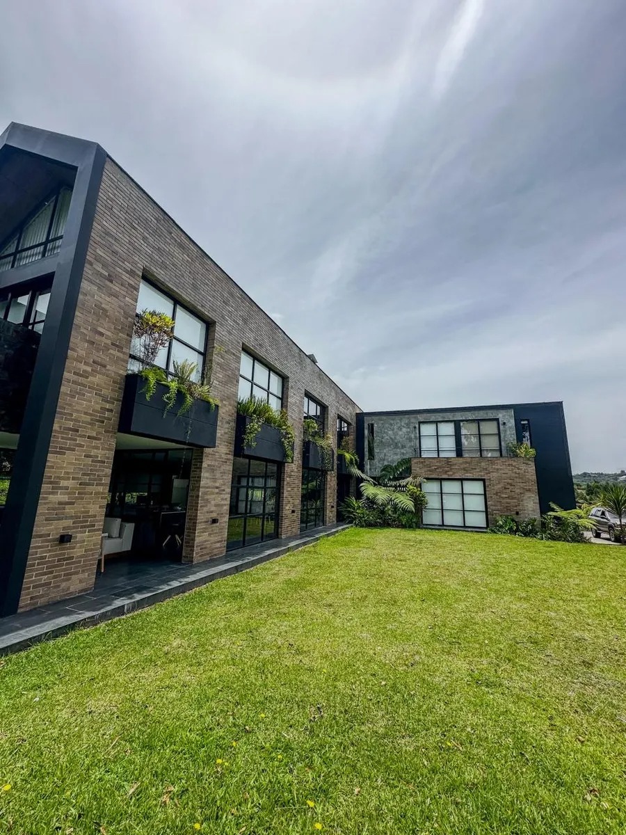 CASA CAMPESTRE EN PARCELACION ALTO DE LAS PALMAS