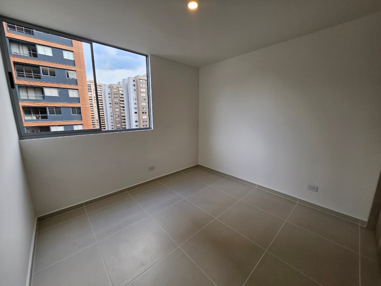 Apartamento para estrenar en arriendo Ciudad del Río Poblado