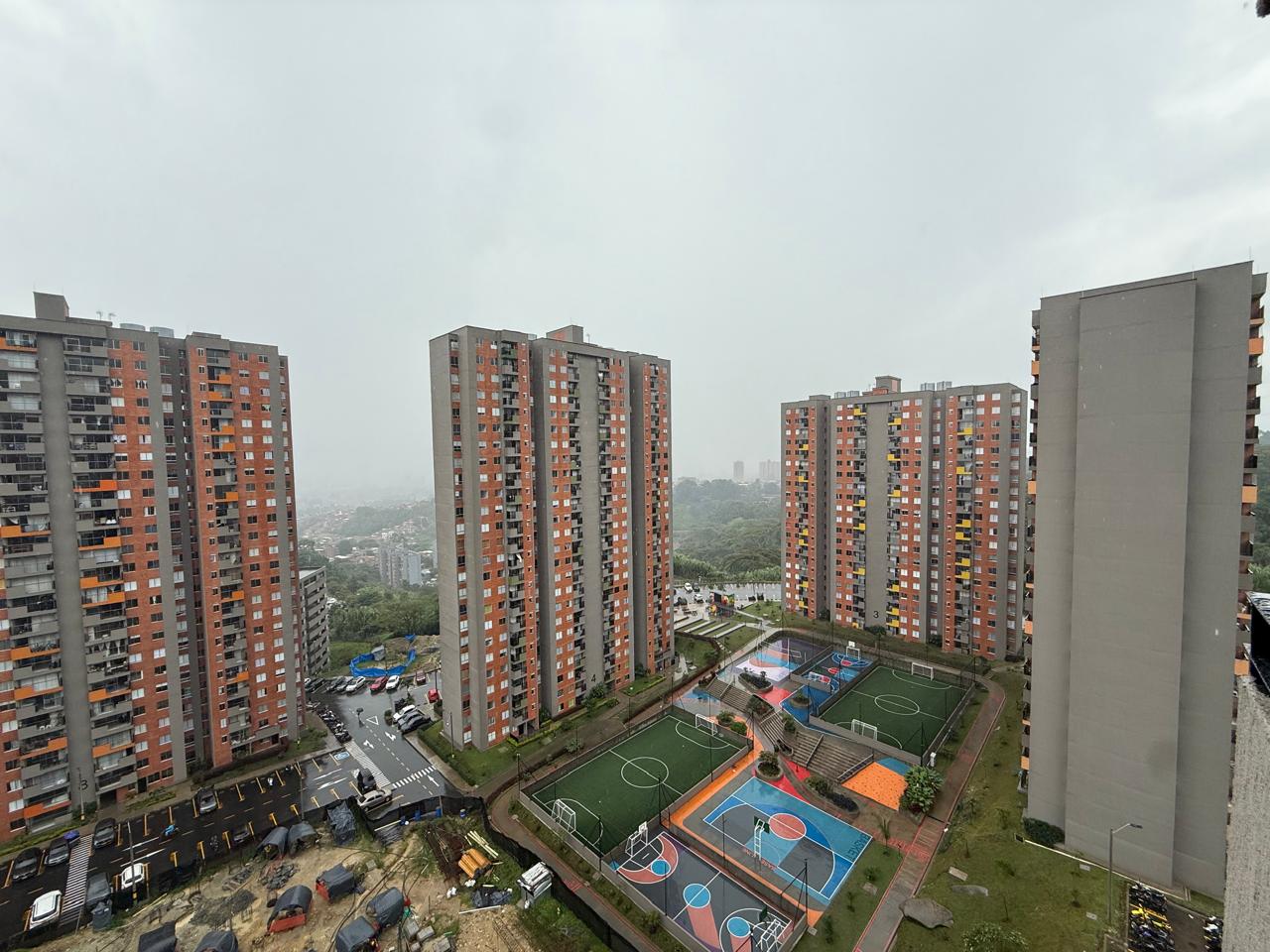 Apartamento para estrenar en venta en itagui santa maria