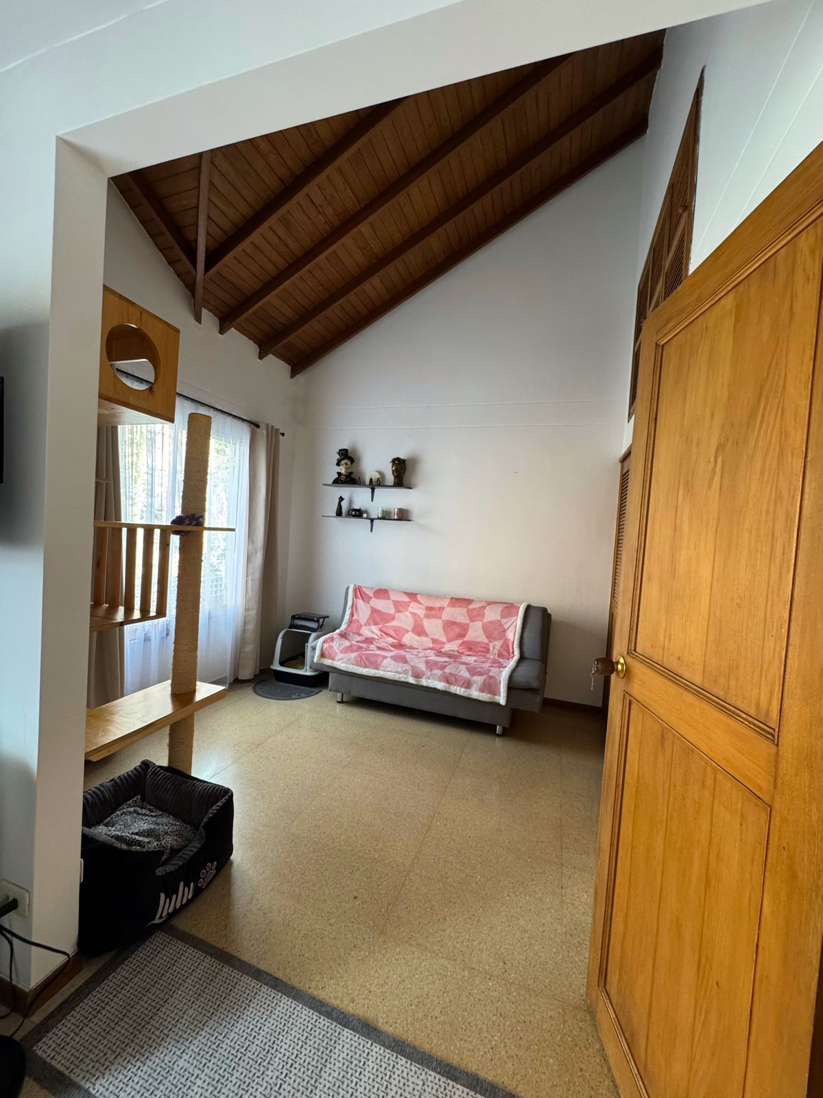 Casa unifamiliar en venta Loma De Los Bernal parte baja