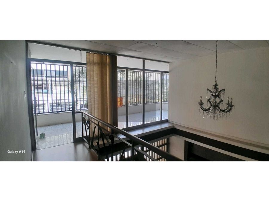 Casa lote para venta en Medellin Laureles
