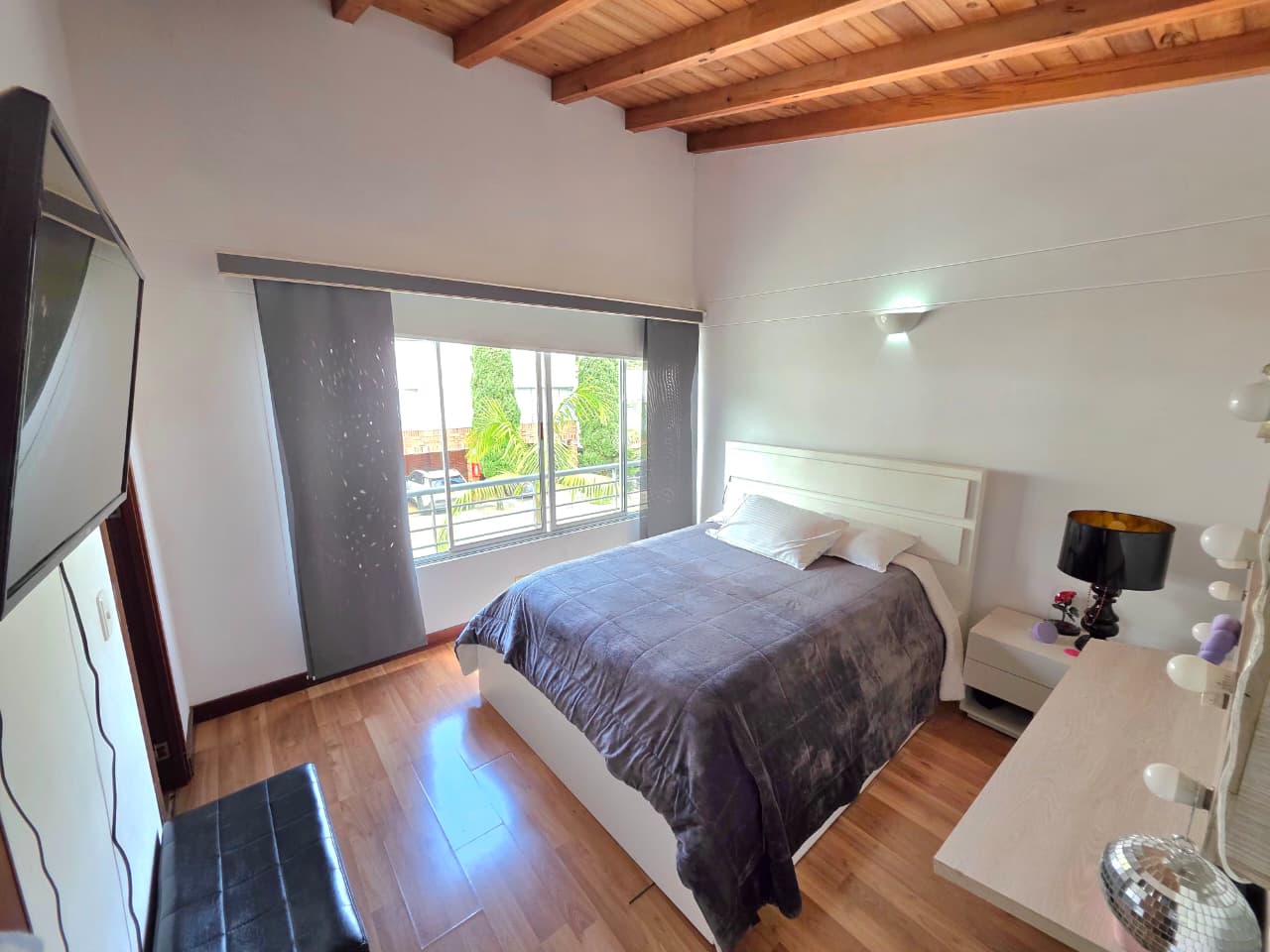 casa en venta en envigado benedictinos