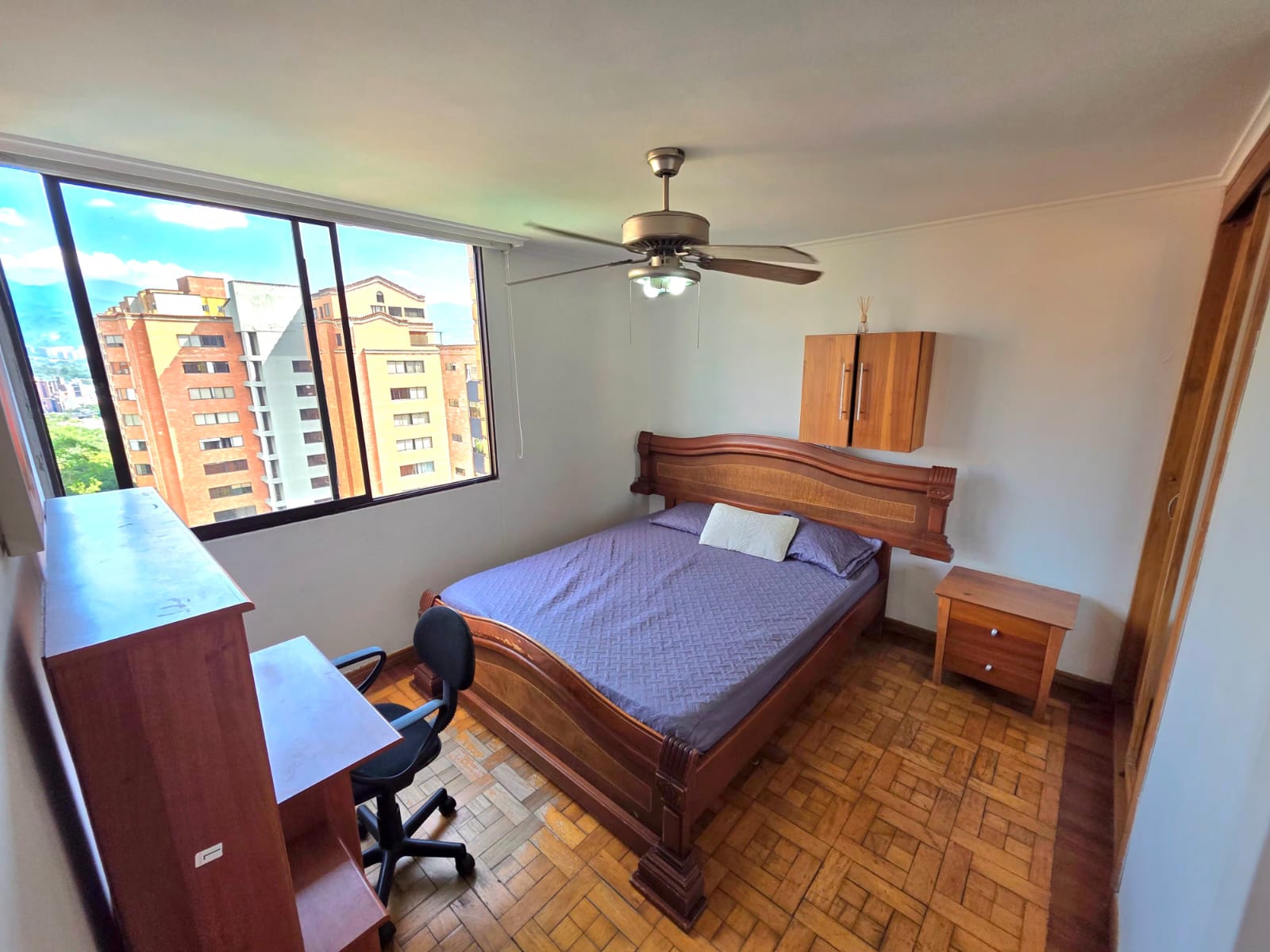 apartamento en venta en el poblado milla de oro cerca al santafe