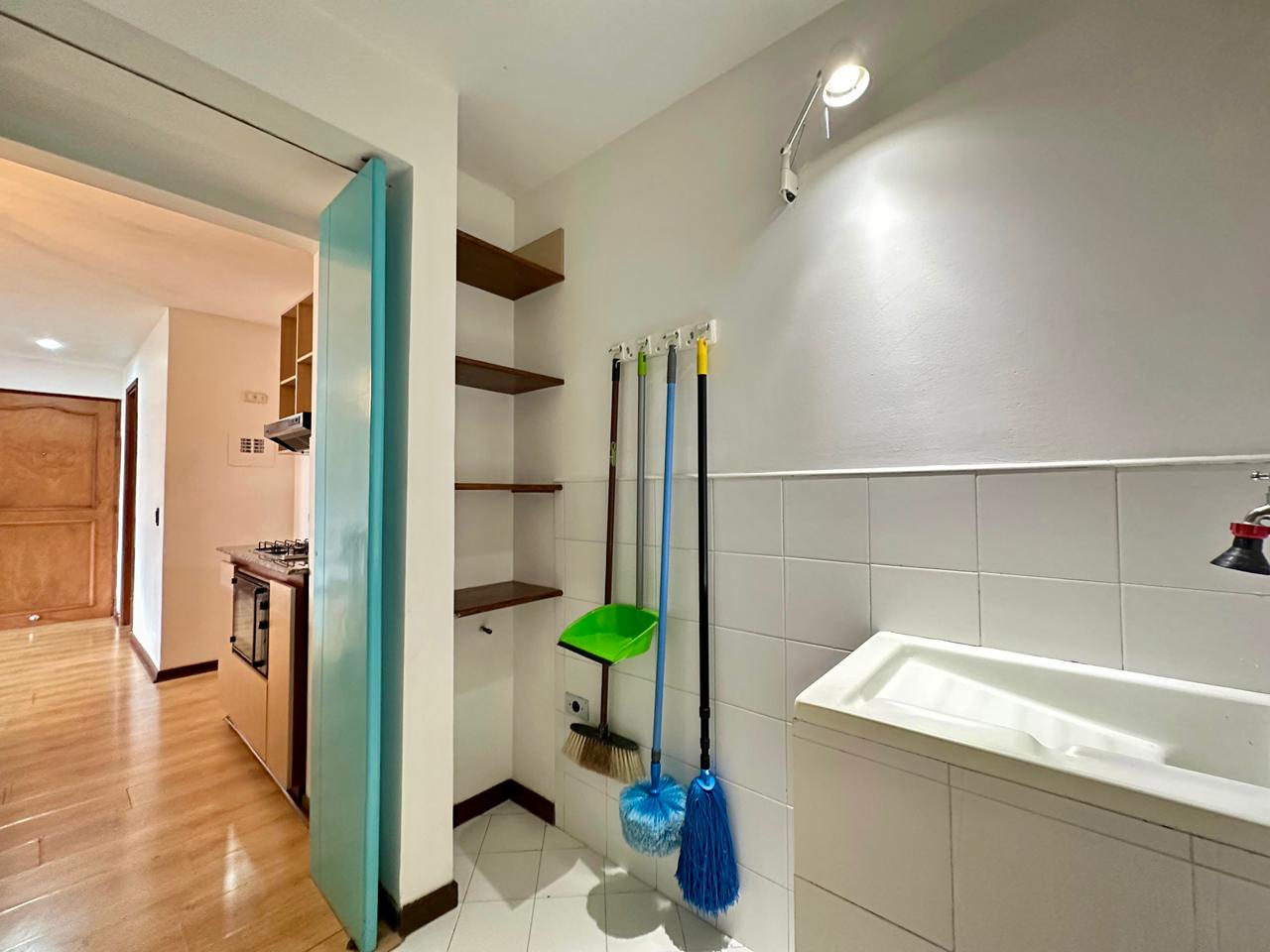 Apartaestudio para arriendo en El Poblado Los Balsos