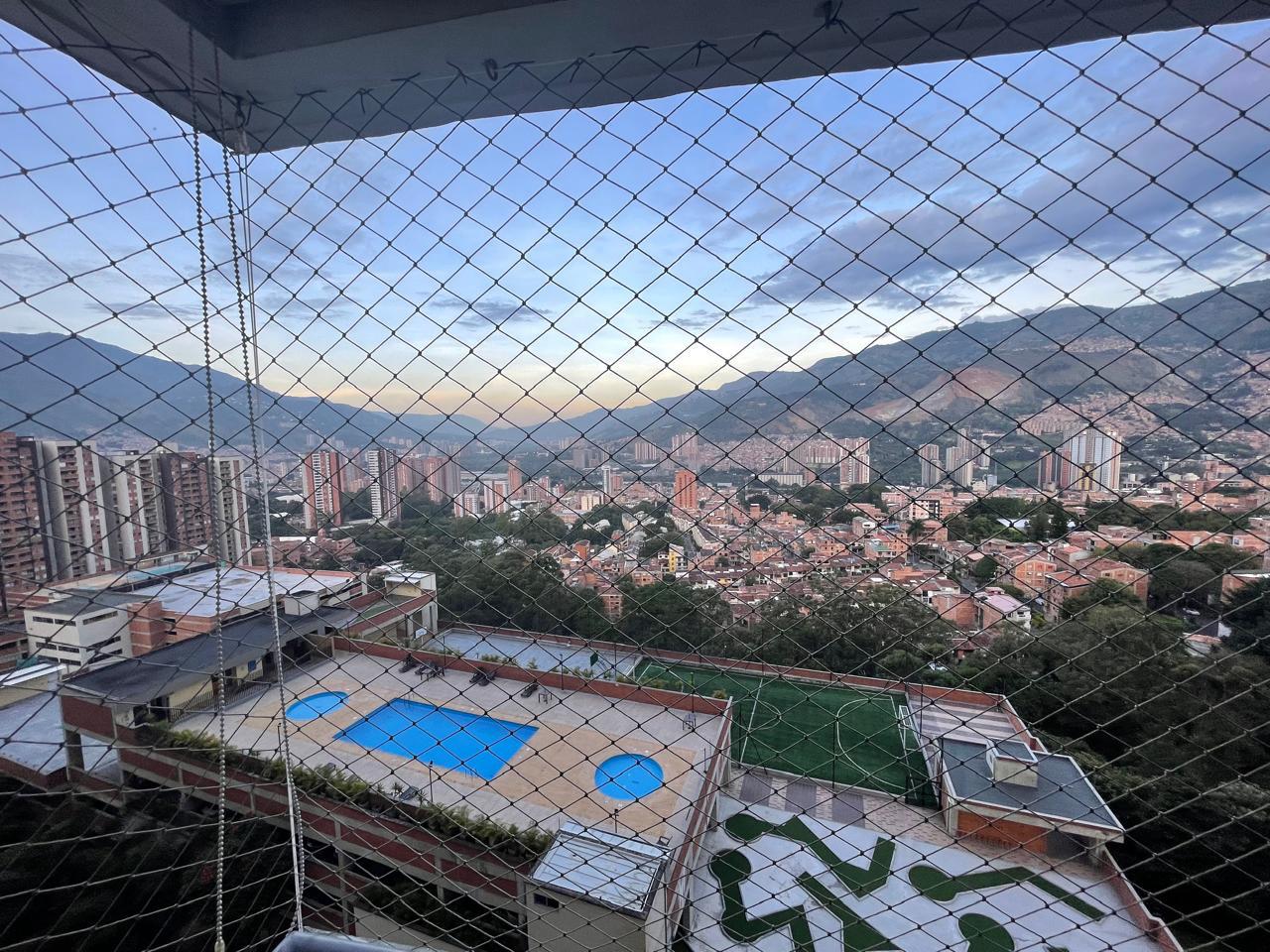 Apartamento en venta en Amazonia, Bello
