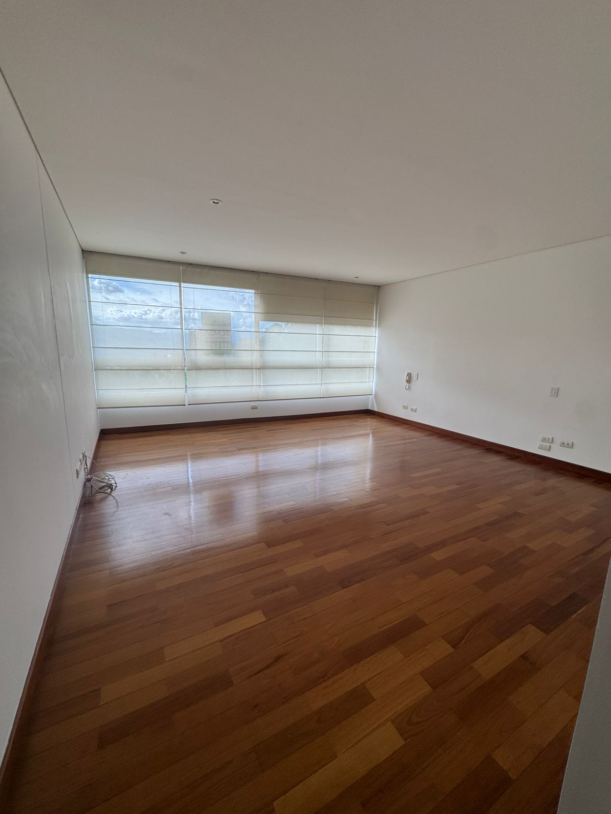 arriendo apartamento sector Los Balsos