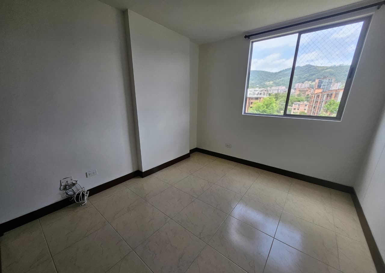 Apartamento en arriendo en la Loma del Escobero Envigado