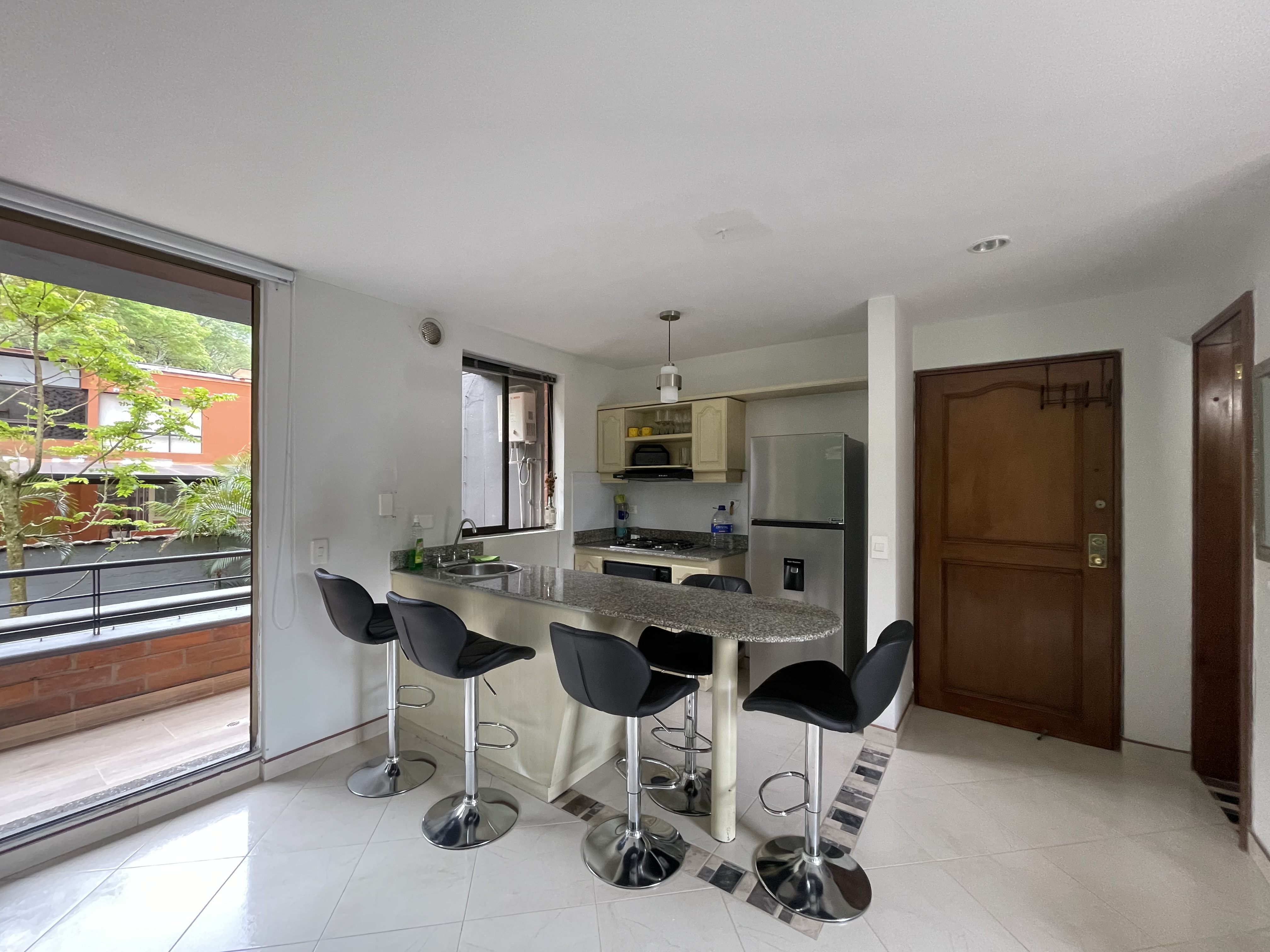 Apartamento AMOBLADO para la renta en El Poblado