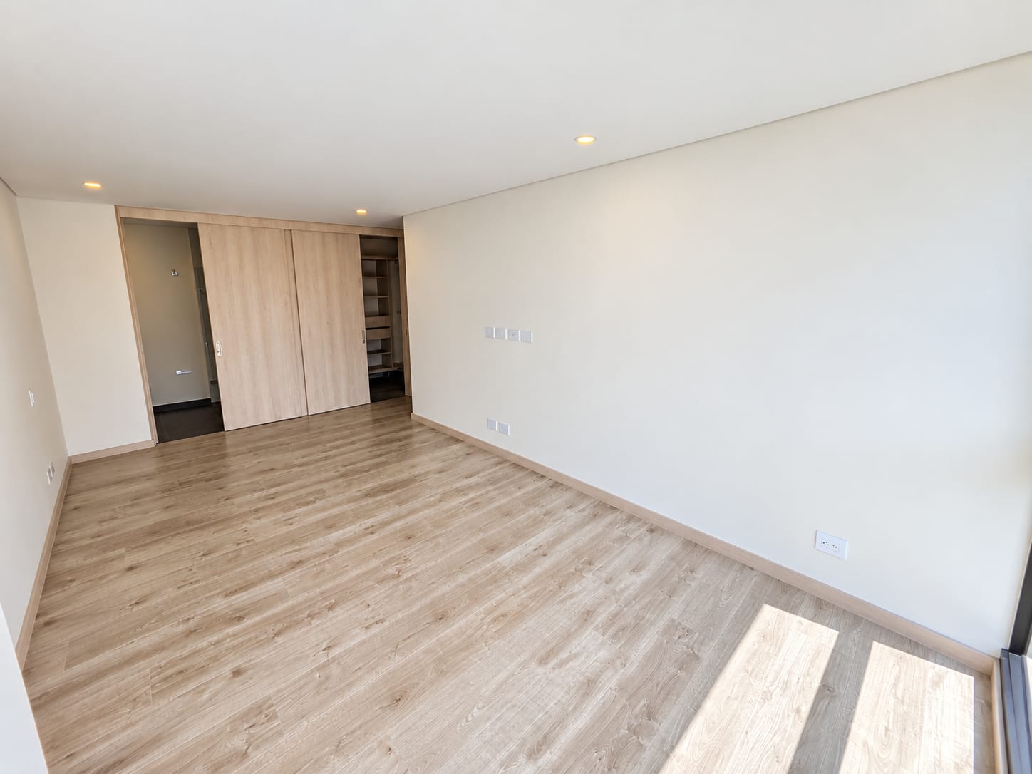 Apartamento nuevo en venta Las Palmas Medellín 2 parqueaderos