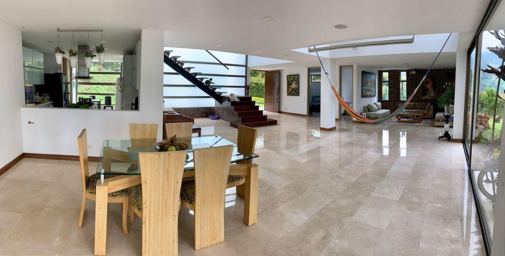 Casa para la venta en parcelación de Envigado Escobero