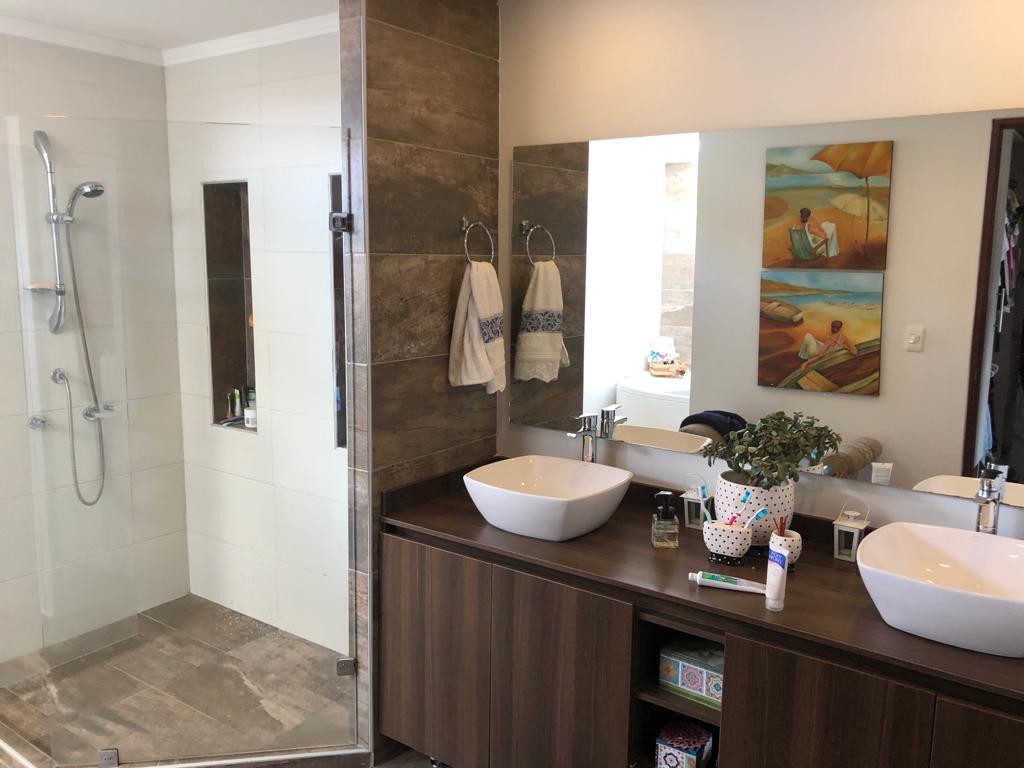 Venta de casa en Envigado Alto Del Escobero