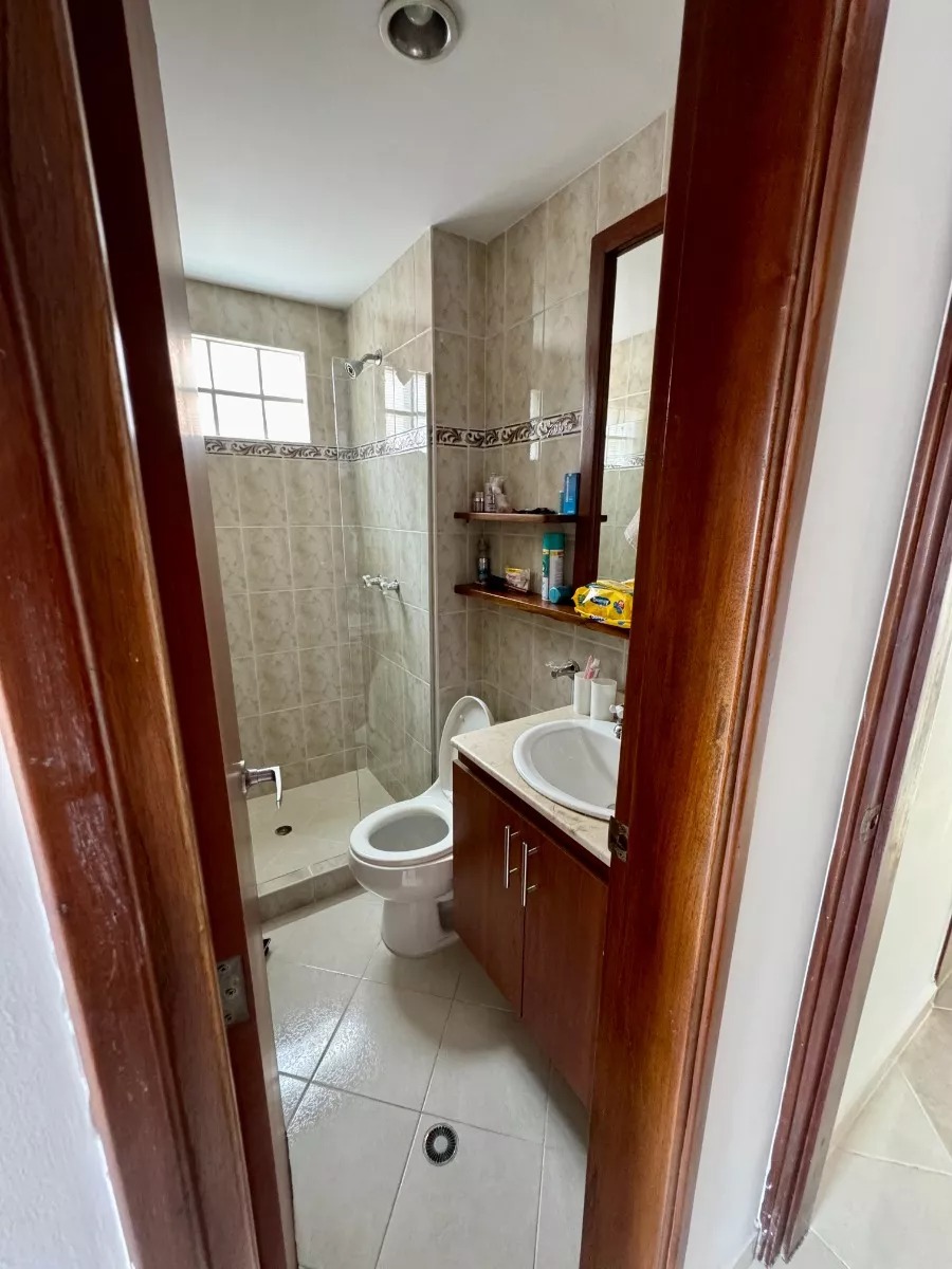 Apartamento para venta en envigado portal sector plano