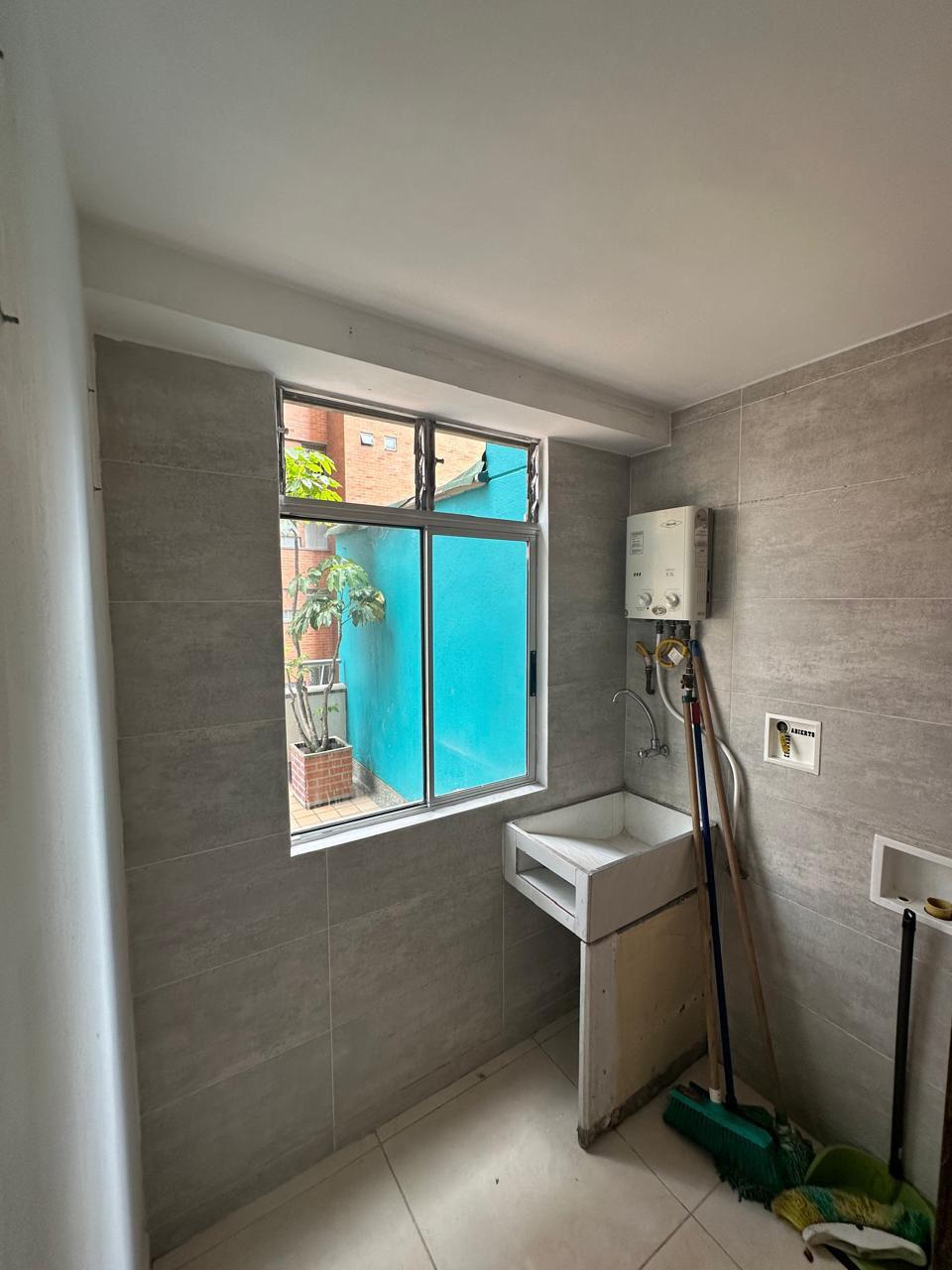 Apartamento Loma de los Bernal - Medellín