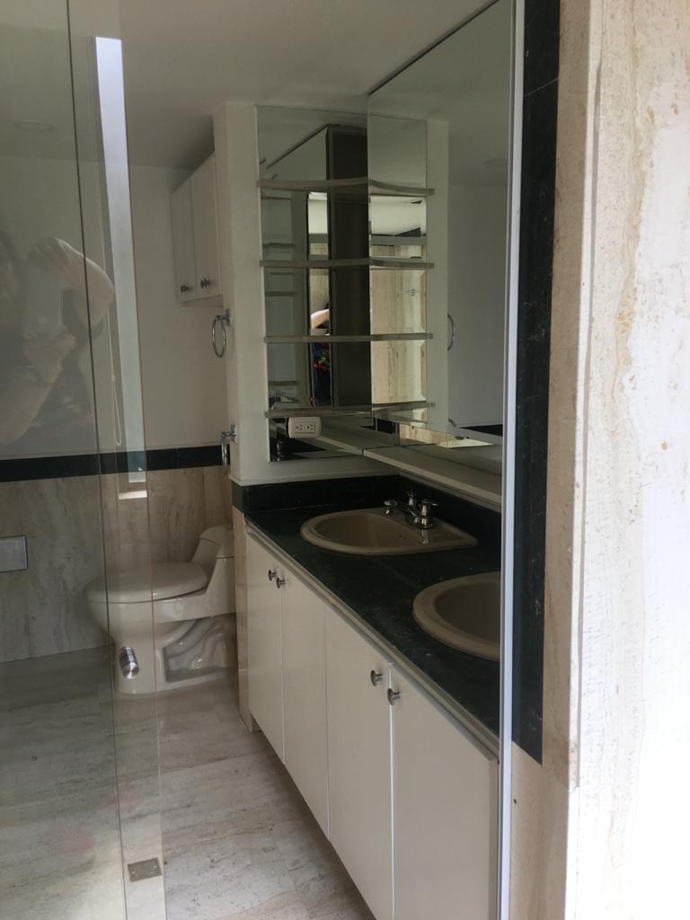 Apartamento para arriendo en el Poblado Medellín