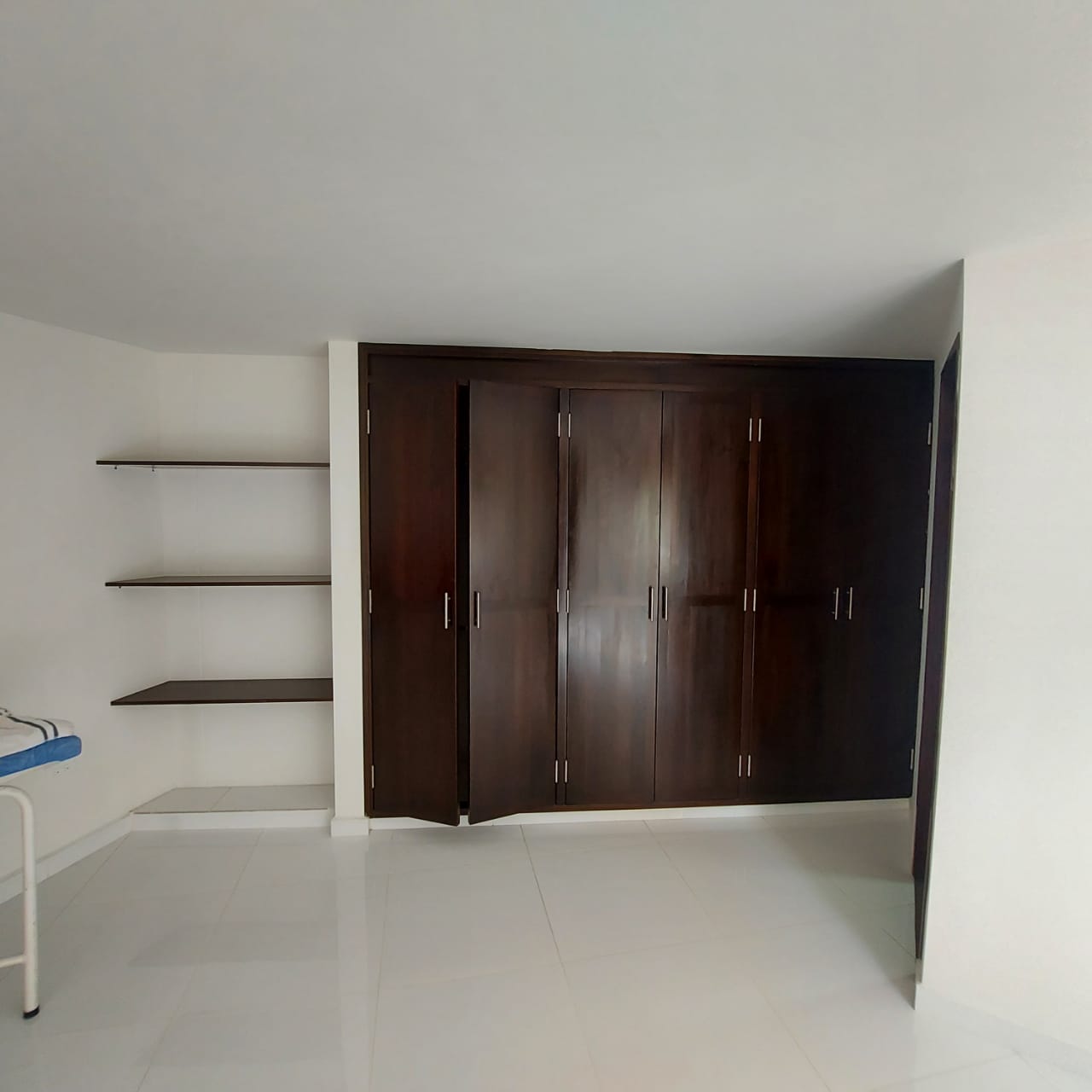 Apartaestudio en venta Medellin Loma de los Bernal