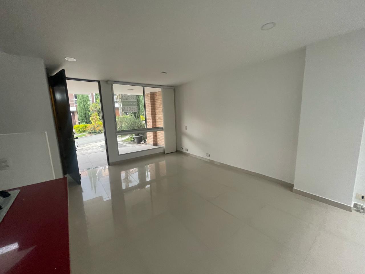 Casa para la venta en La Estrella Cerca del Parque - Antioquia