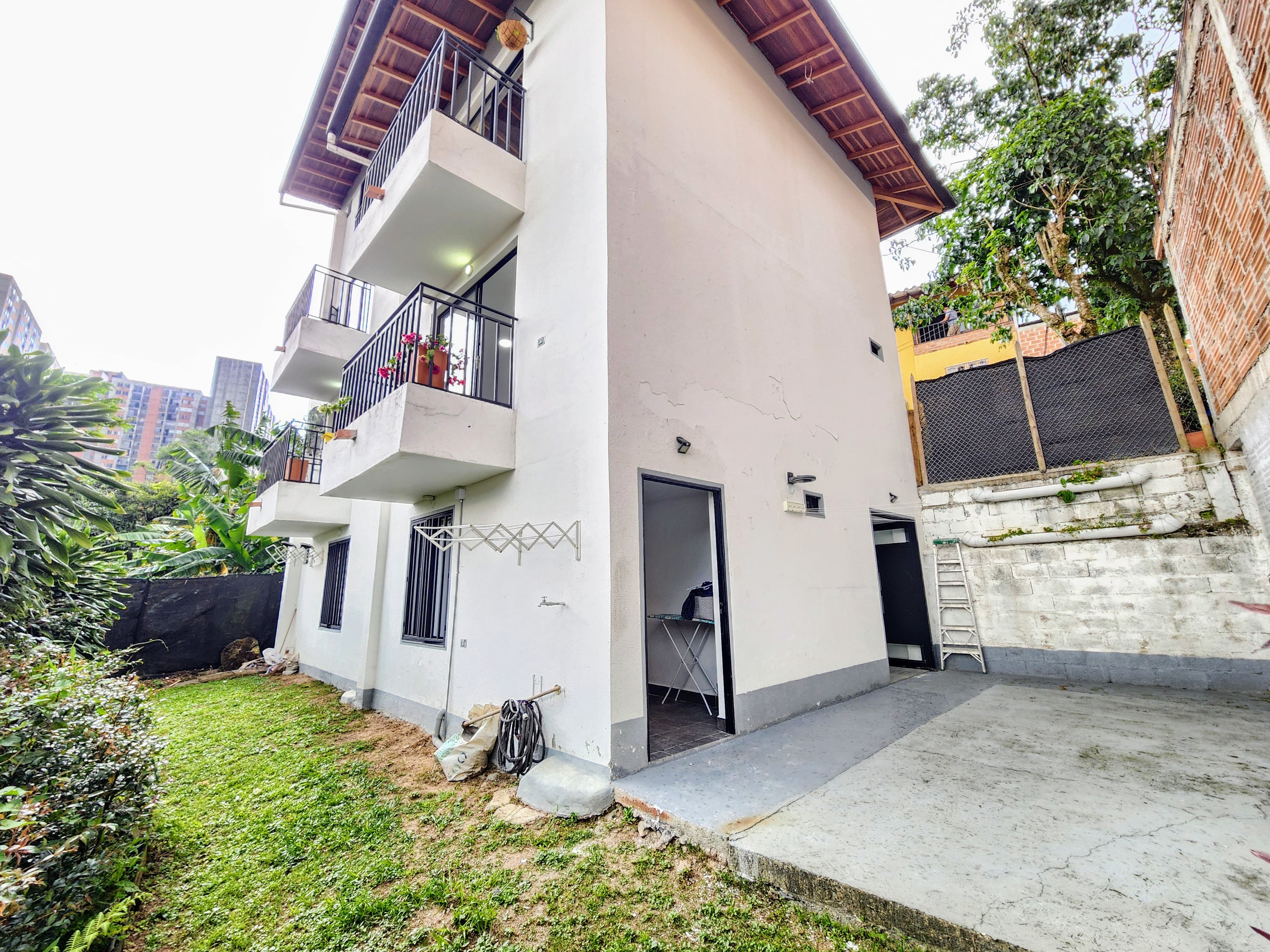 Casa en venta sector la doctora sabaneta