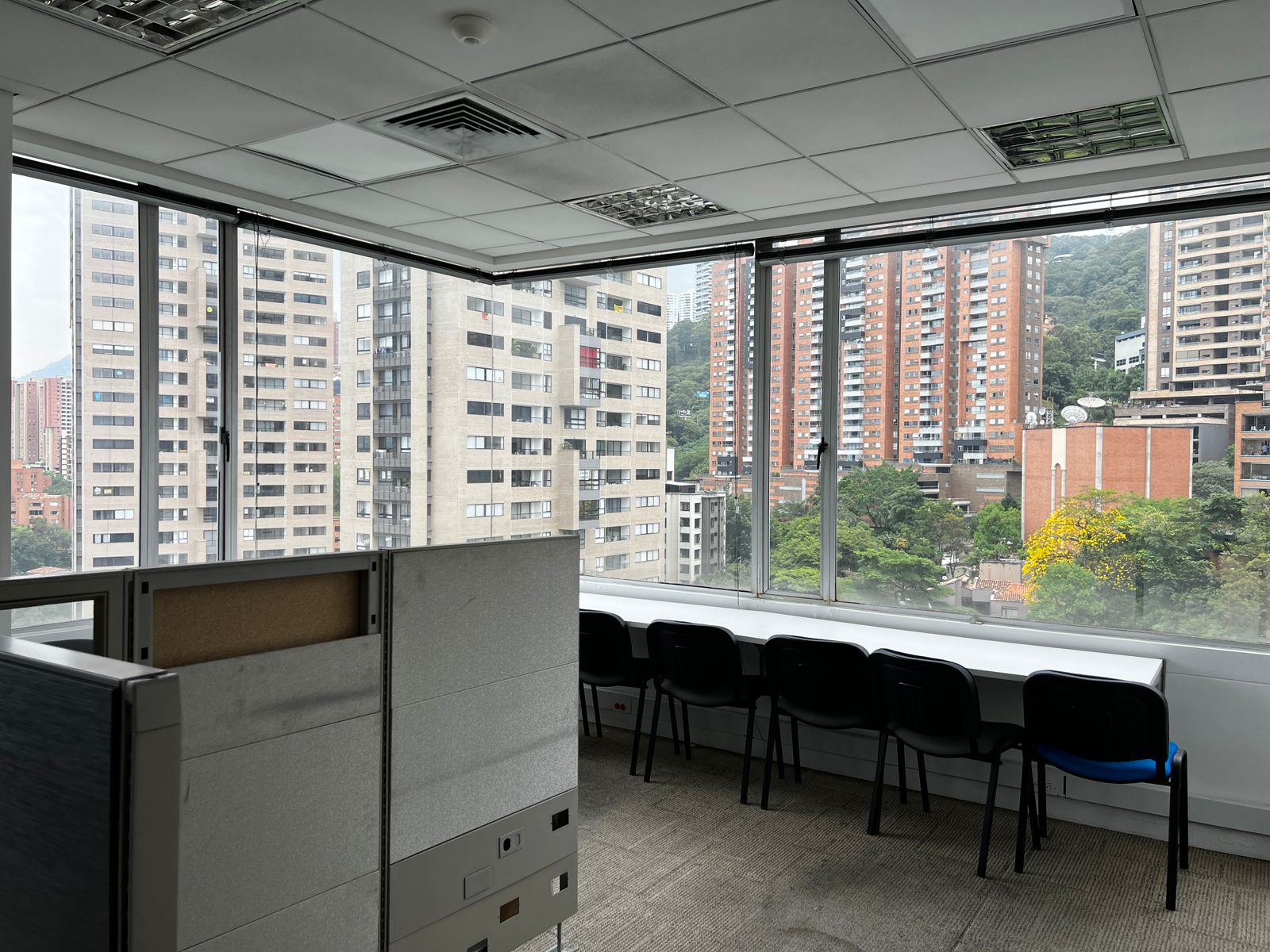 Oficina para  venta en el poblado