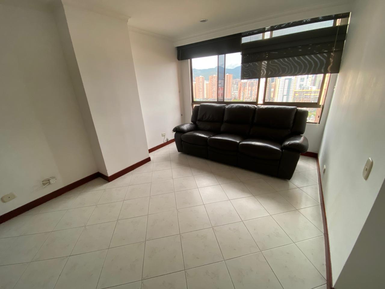 Apartamento en venta en Castropol Medellin