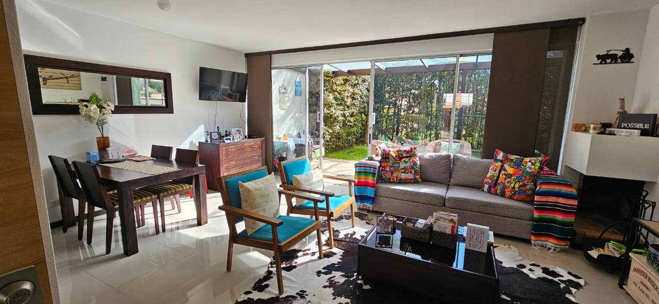 Venta de casa en El Retiro sector Pantanillo