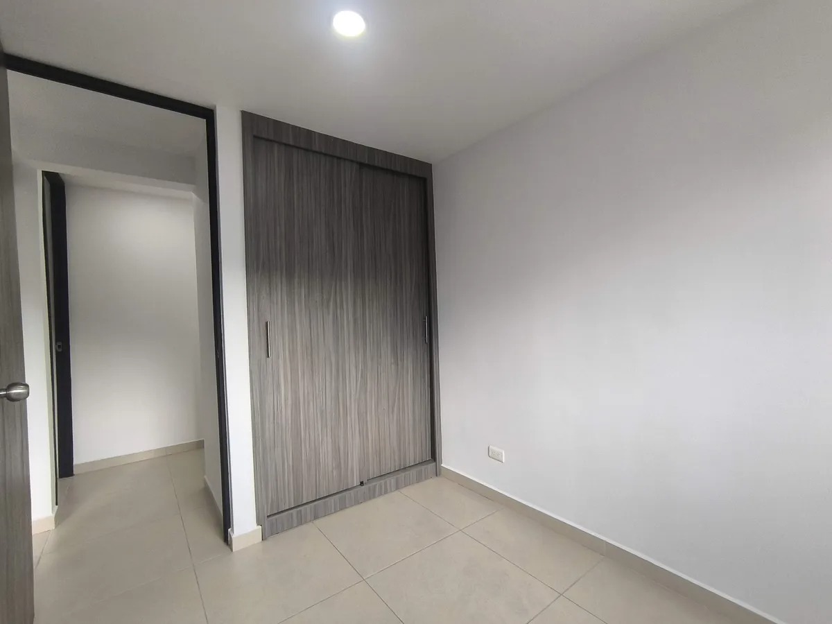 Vendo apartamento en rodeo alto Medellín