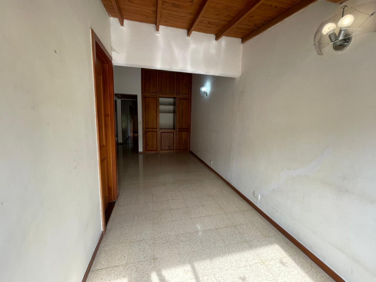 Casa en arriendo en Envigado Alcala