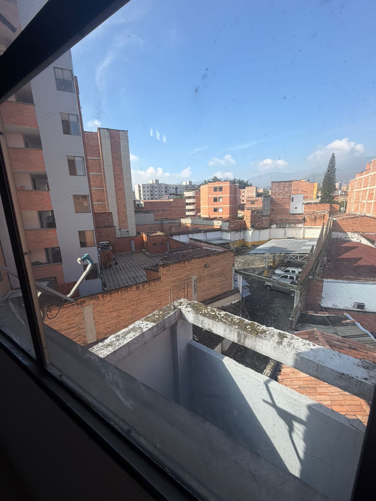 Apartamento para arriendo en Laureles avenida Nutibara