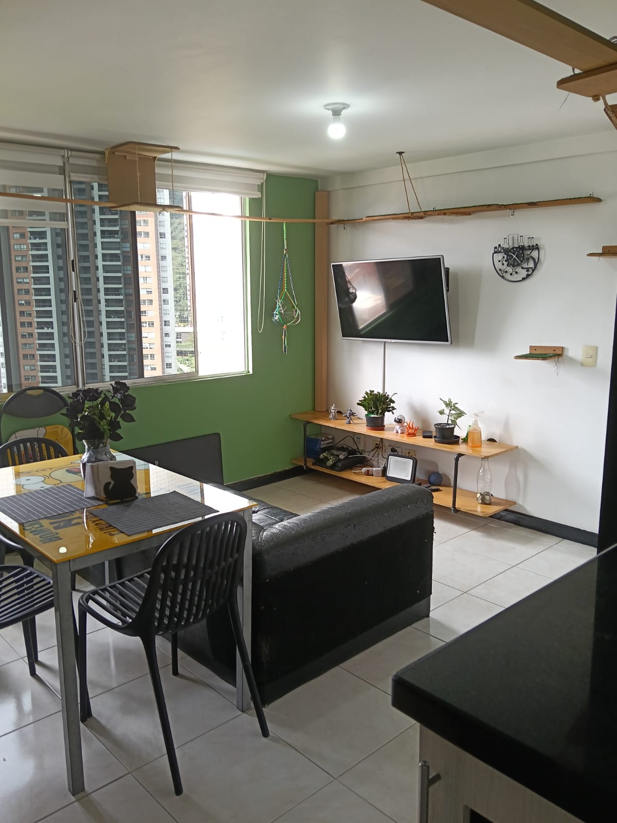 Apartamento para venta en Medellín loma de los Bernal