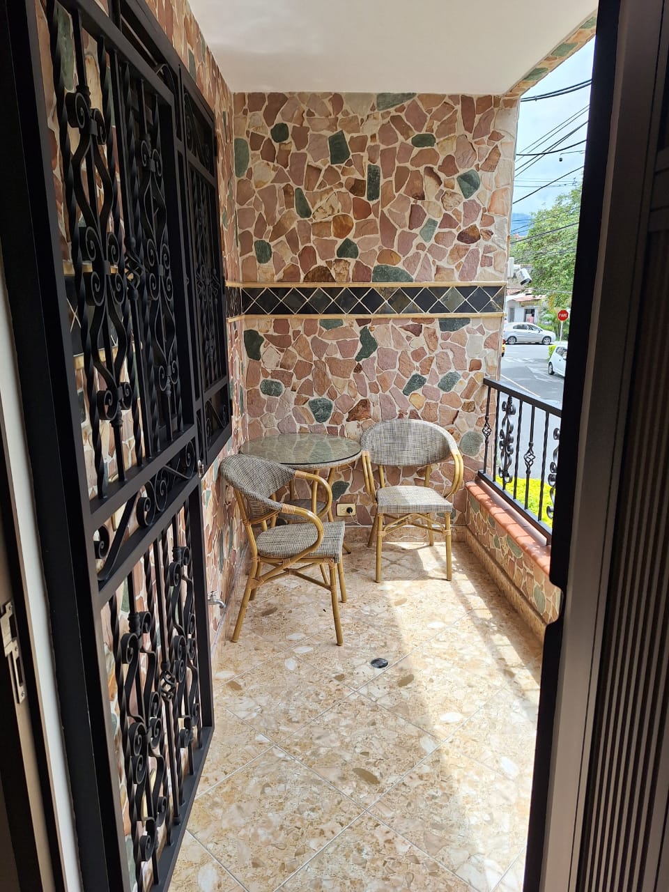 Apartamento en venta en sector Los Pinos - La América - Medellín