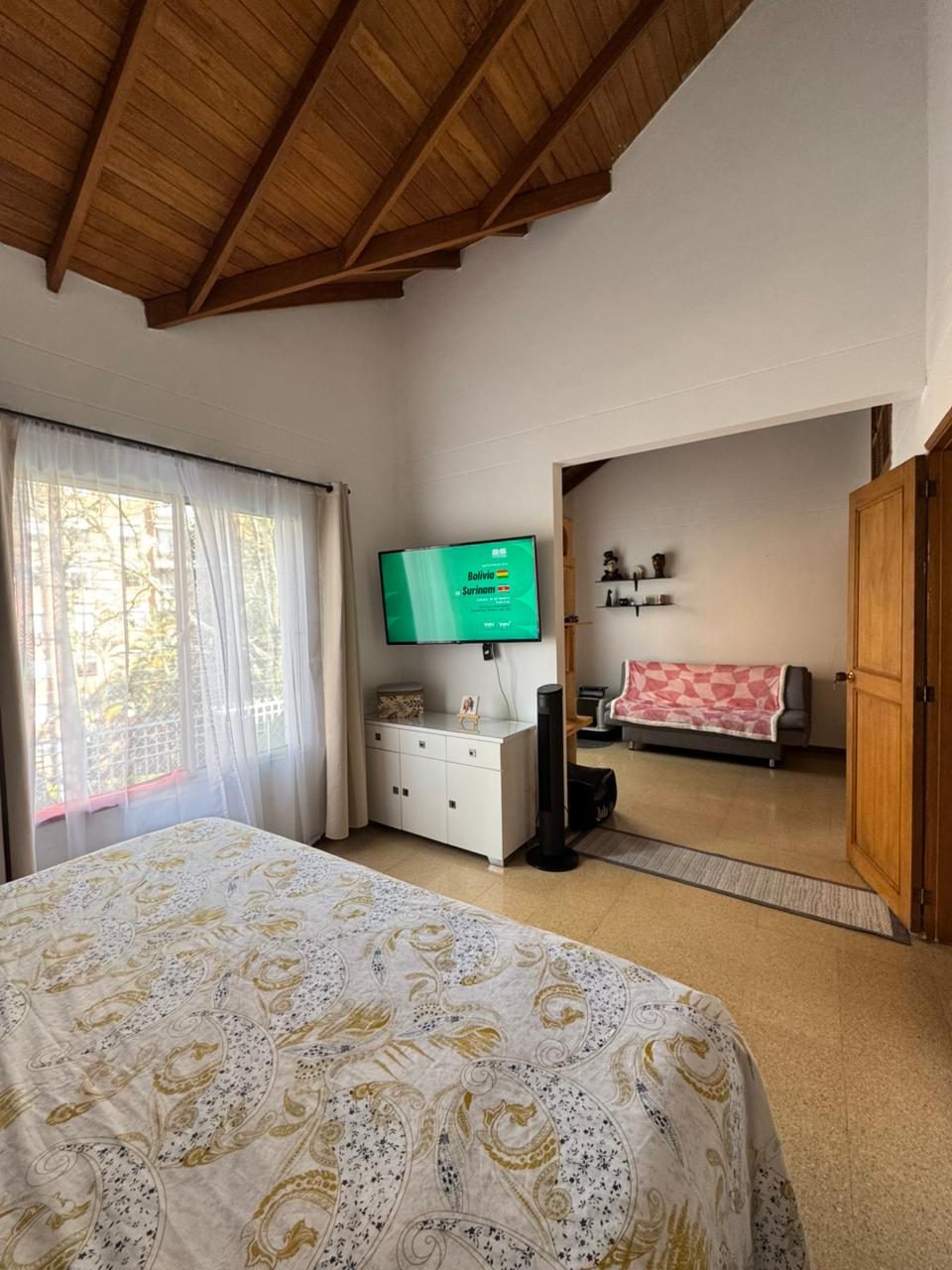 Casa unifamiliar en venta Loma De Los Bernal parte baja