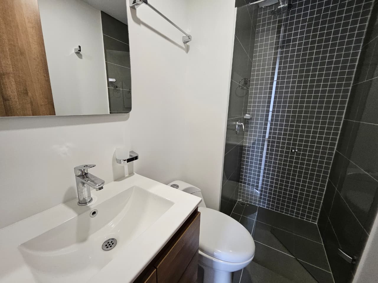 Apartamento para estrenar en arriendo en Envigado