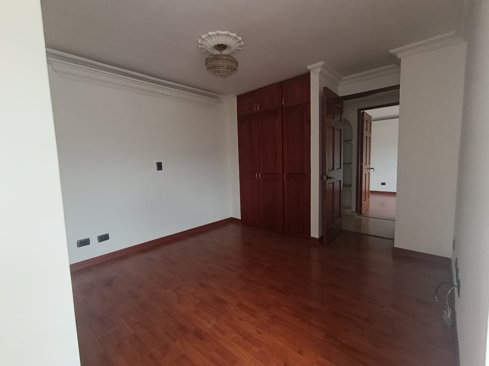 Apartamento Dúplex  en Arriendo Loma de los Bernal