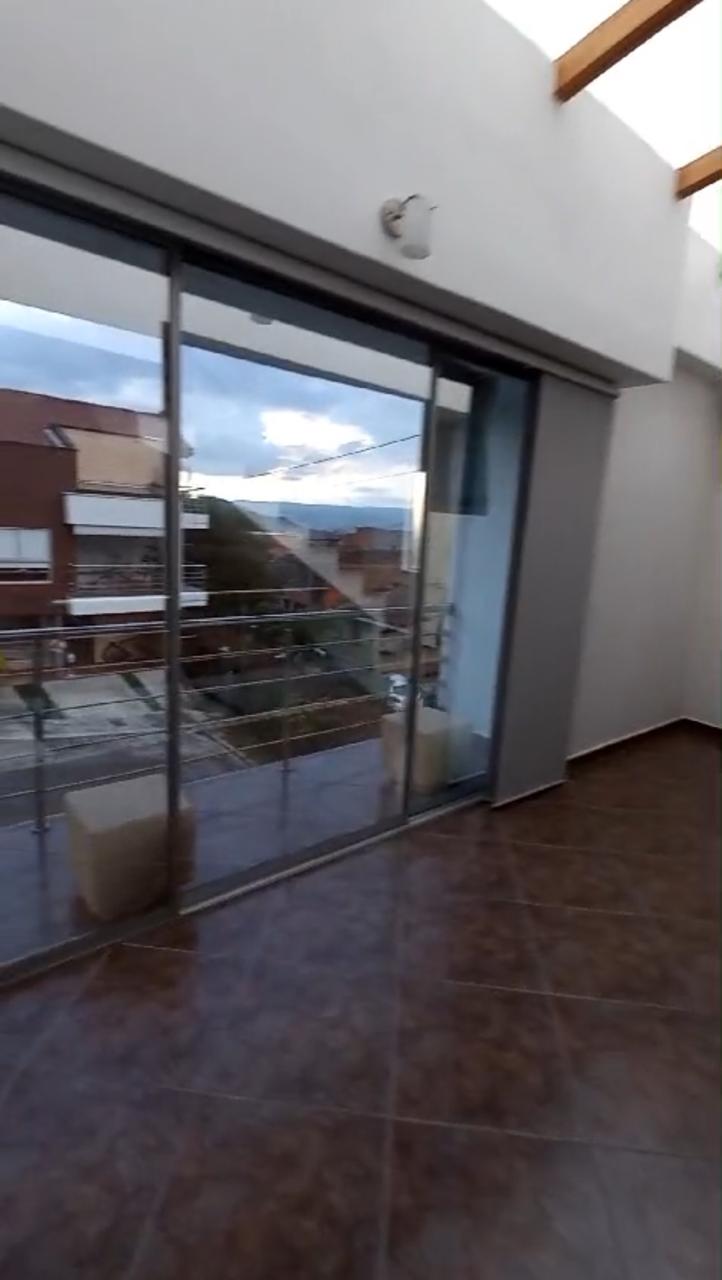 Casa para la venta en La Estrella Cerca del Parque - Antioquia