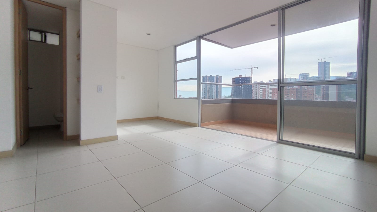 APARTAMENTO  PARA VENTA EN SABANETA ANTIOQUIA, (RENTANDO)