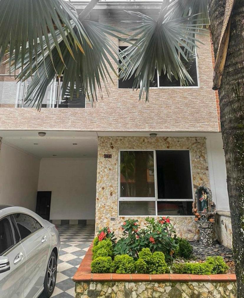 Casa en venta en la Estrella