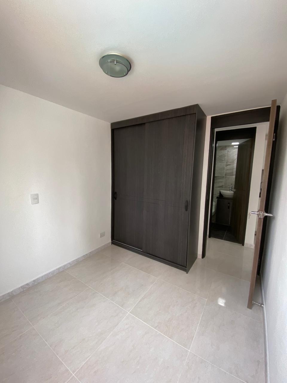 Apartamento en venta en Robledo Pajarito Sector Las Lunas