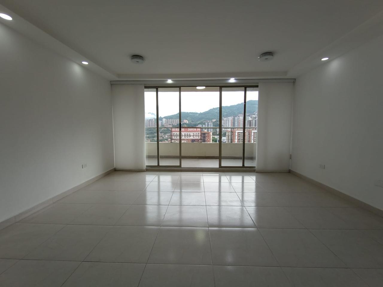 Apartamento en venta en Loma de los Bernal