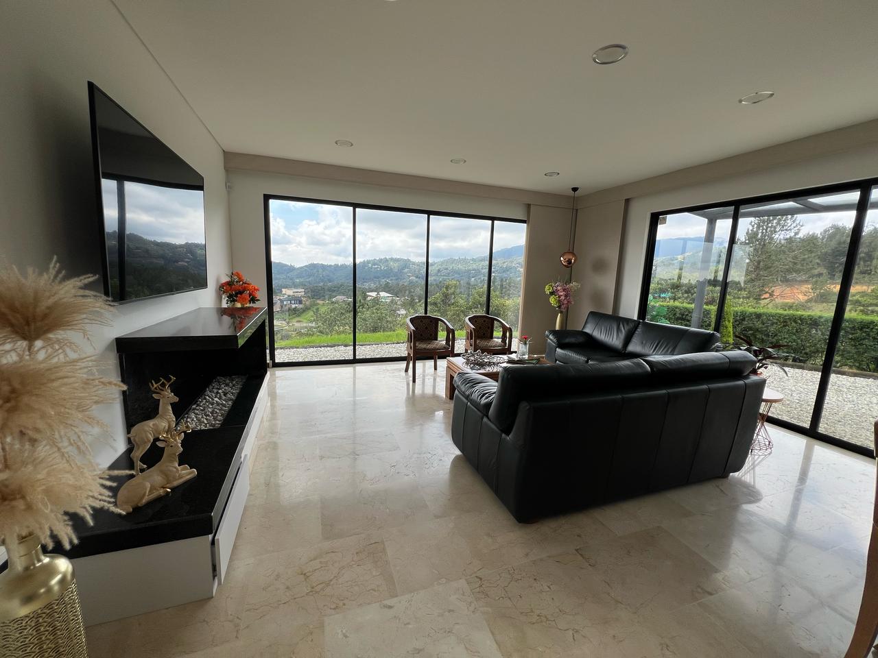 Venta de casa en Envigado Loma de El Escobero