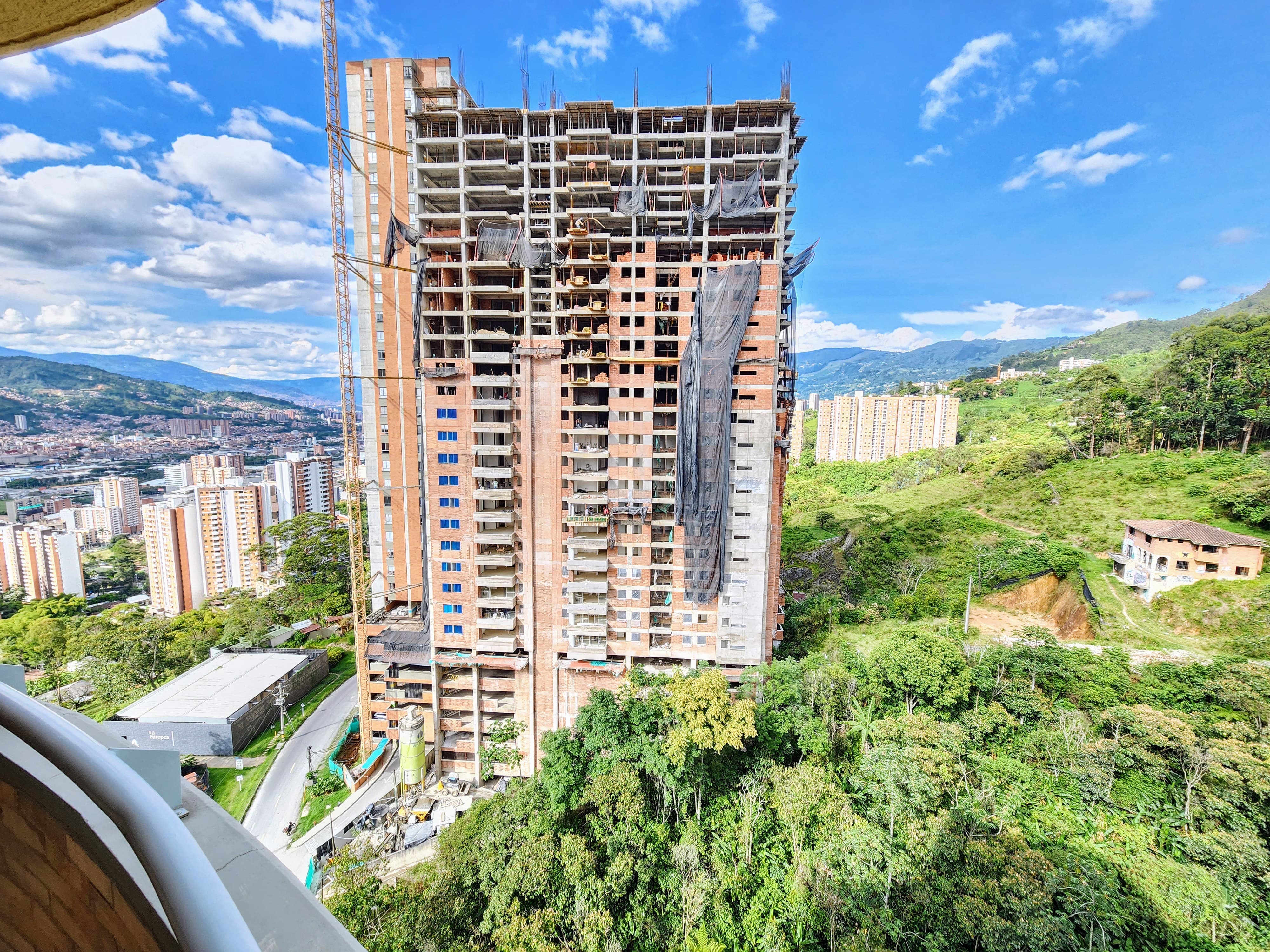 Penthouse en venta las lomitas sabaneta