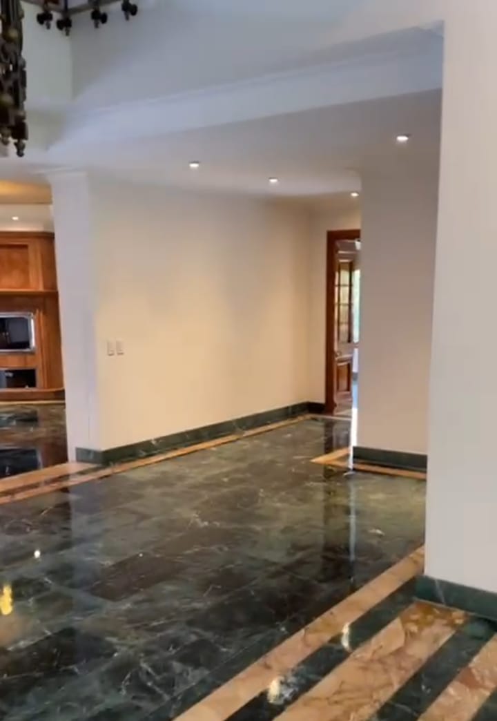 Casa en Venta La Calera El Poblado Medellin