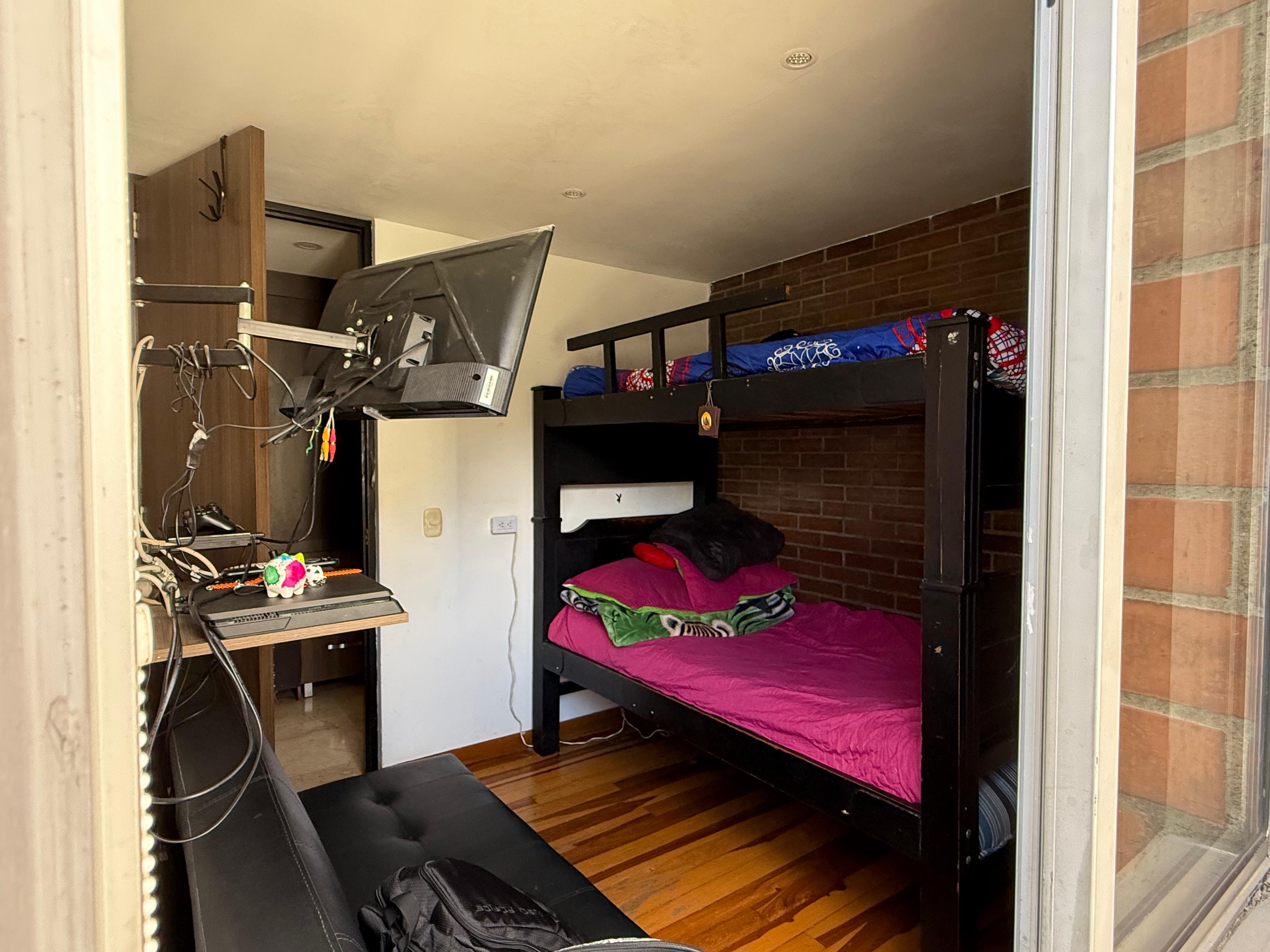 Apartamento en venta san jose parte baja sabaneta