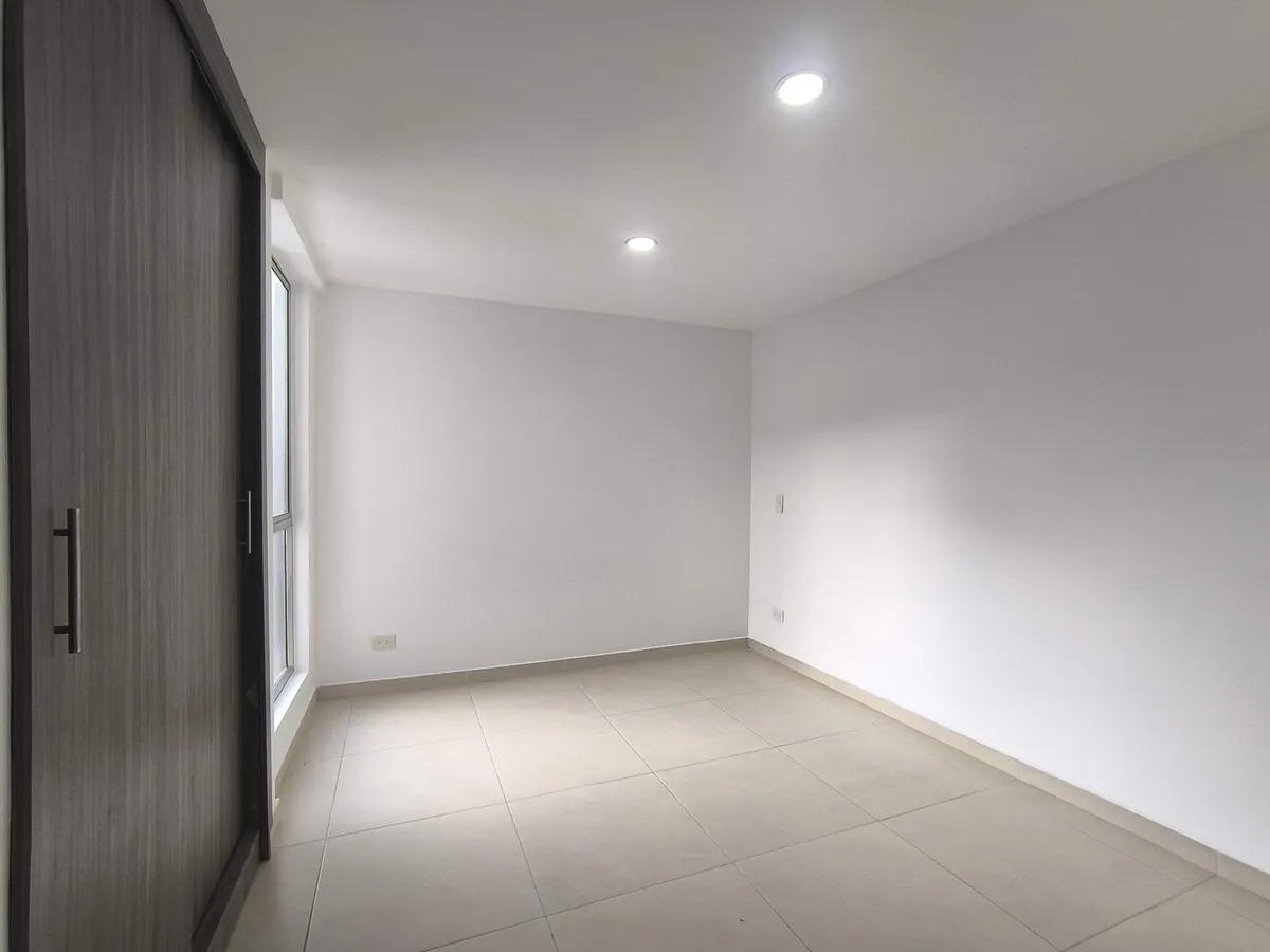 Vendo apartamento en rodeo alto Medellín