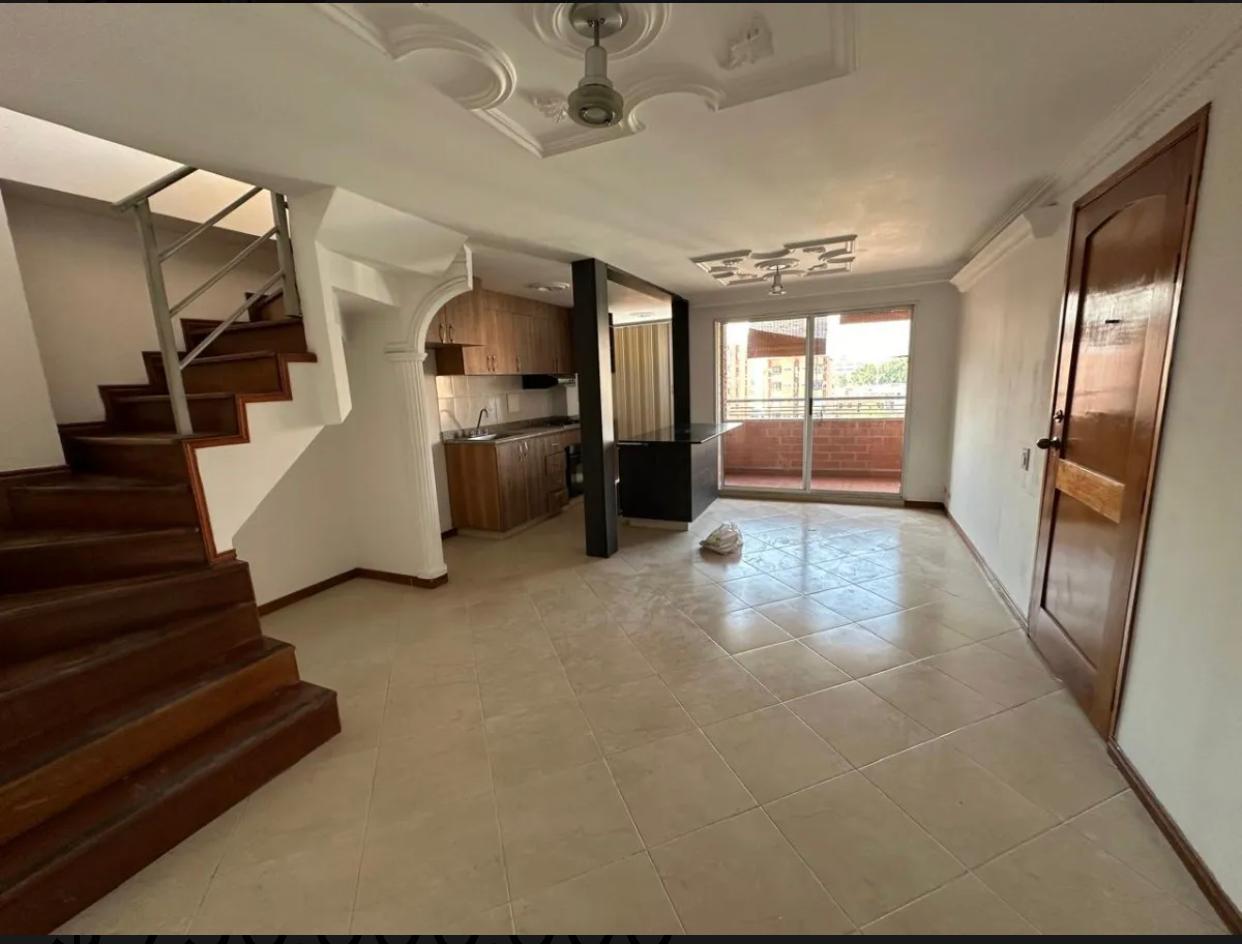 Apartamento Duplex en Venta en San Joaquin Laureles Medellin