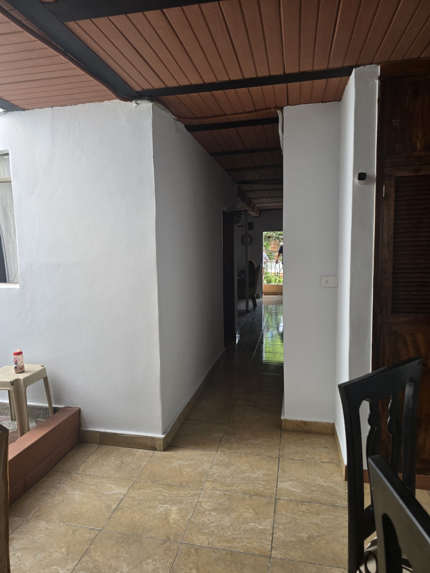 Venta de casa en Manrique central segundo piso con terraza